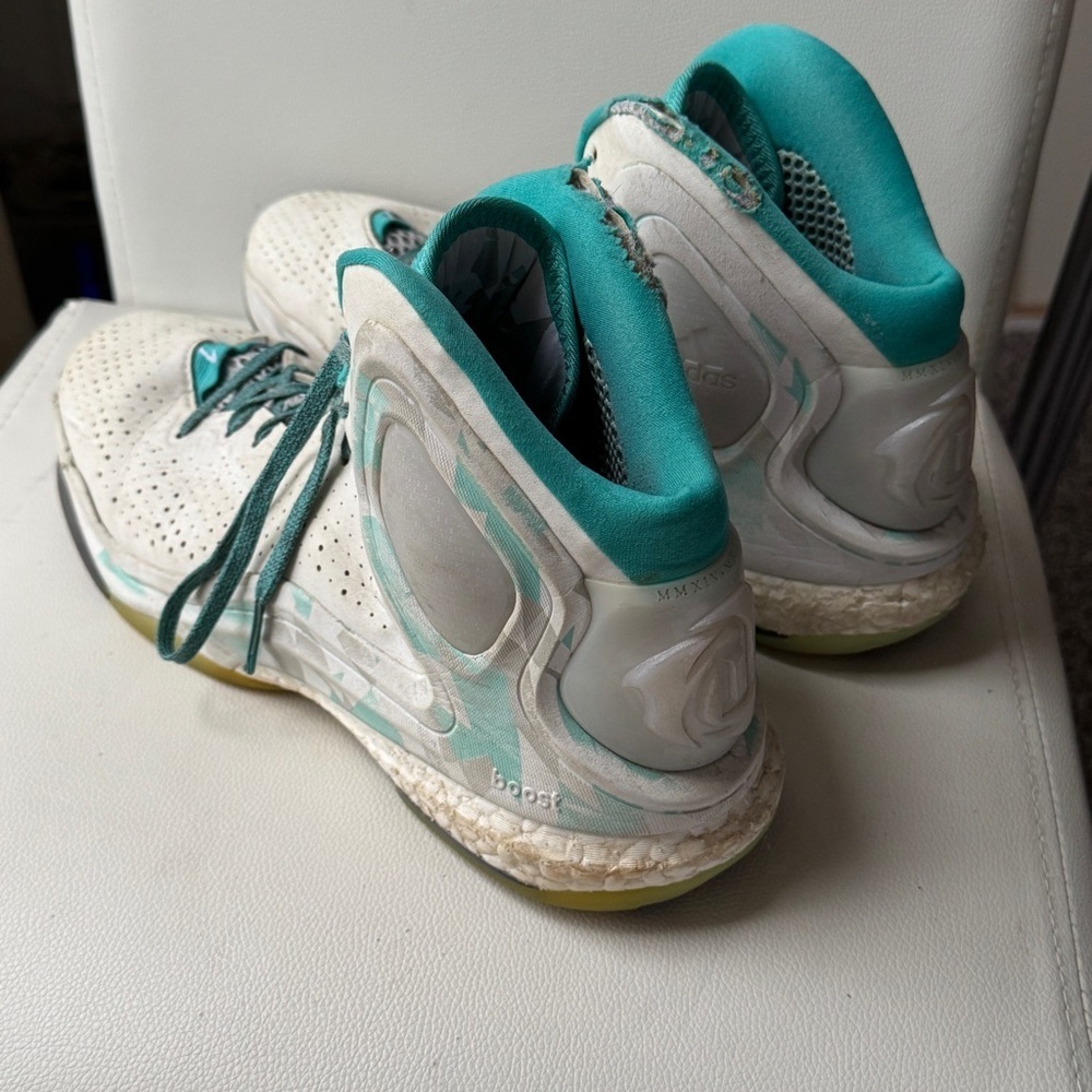Adidas D Rose 5 Teal and White Basketball Shoes - Picture 7 of 14
